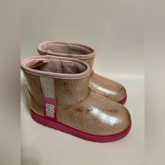 Ugg Kids Classic Mini Waterproof Clear Boot
Iridescent Pink - Picture 11 of 16